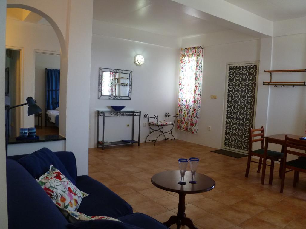 Caribbean Sea View Holiday Apartments Méro Oda fotoğraf